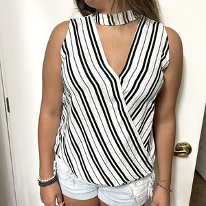 Medium sleeveless blouse black/White stripped